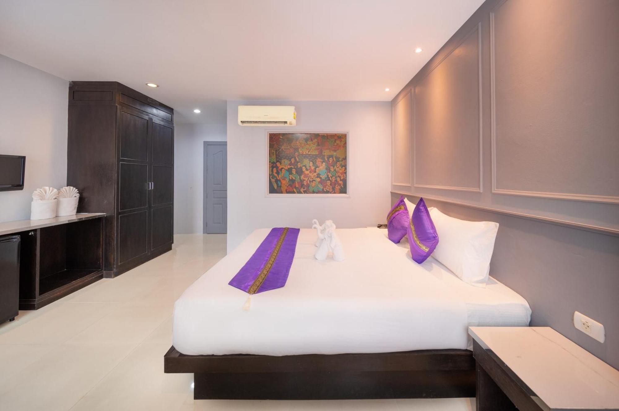 Fundee Boutique Hotel Patong Exterior photo